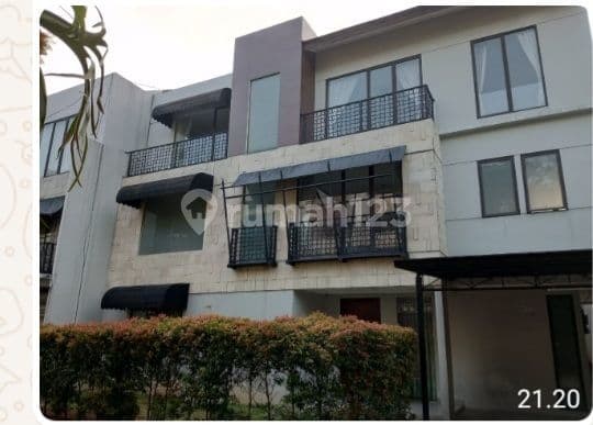 Quick Sale Complete House with Swimming Pool Kebagusan South Jakarta