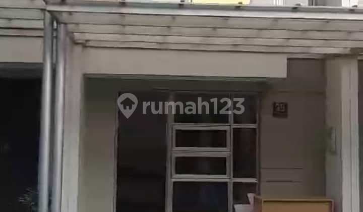 Disewa Rumah 2Lt Cluster Peony Di PIK 2, Bangunan Baru dan Nyaman