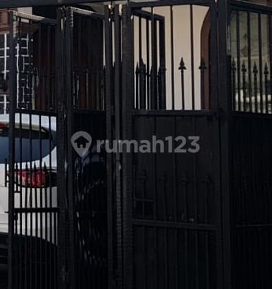 Dijual Murah Rumah Kos Tua di Kemanggisan, Jakarta Barat