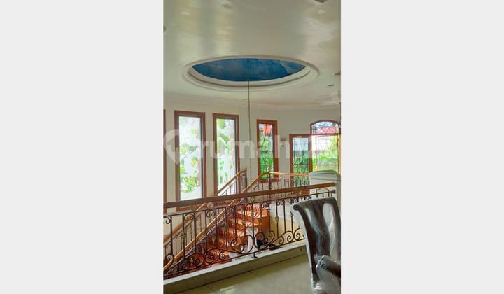 Dijual/Disewa Rumah 2lt Siap Pakai Dekat Pasar, Puri Indah