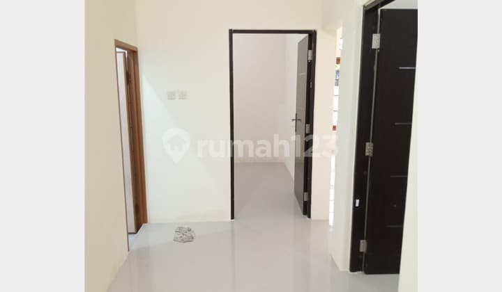 For Sale New Renovated House in Taman Cibodas, Periuk, Tangerang City.