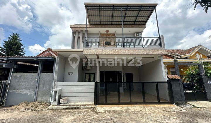 Cheap Sale 2.5-Story House in Plamo Garden Batam Center