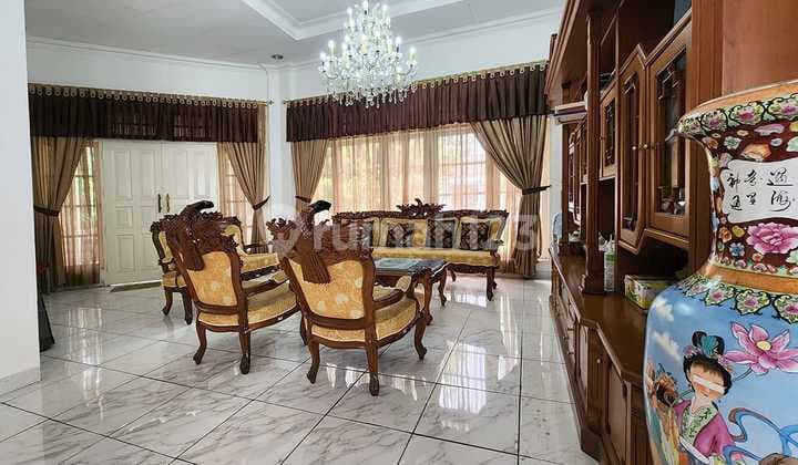 Rumah Bagus Semi Furnished SHM Pondok Indah, Jakarta Selatan