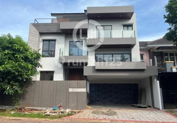 For Sale New Luxury 3-Story House in De Latinos BSD
