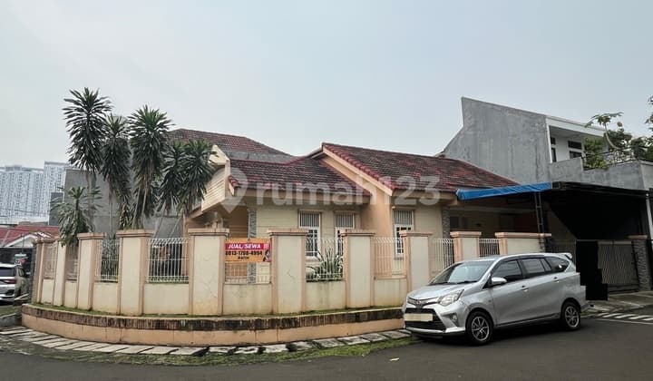 For Sale 1-Story House in a Strategic Location at BSD Nusaloka