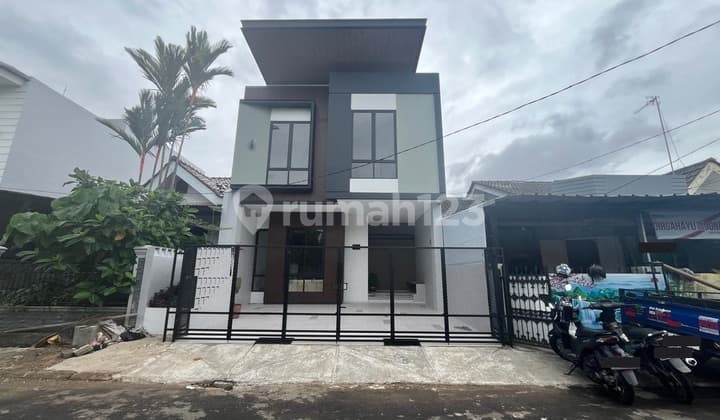 Dijual Rumah Brand New 2 Lantai Siap Huni di Nusaloka BSD City