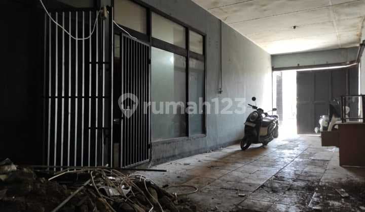 Bangunan Toko Strategis di Cibaduyut Raya Bandung