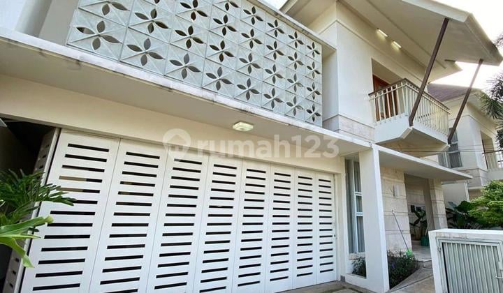 Disewakan Rumah Patra Kuningan Luas Dan Strategis