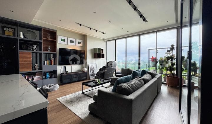 SALE IZZARA APARTMENT Private Lift 3 BR Furnished