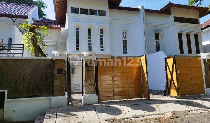 Disewakan Rumah Di Dukuh Patra Kuningan