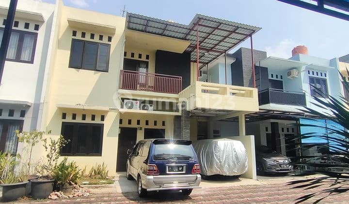 Rumah Siap Huni Super Strategis di Cimanggu Grande