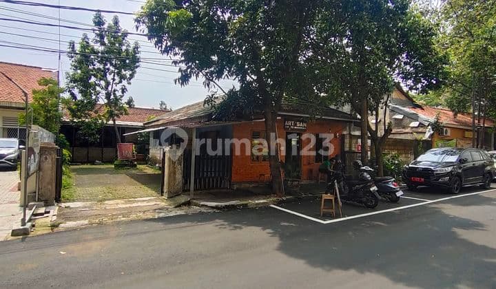 Komersil Area dan Rumah Kost di Malabar.