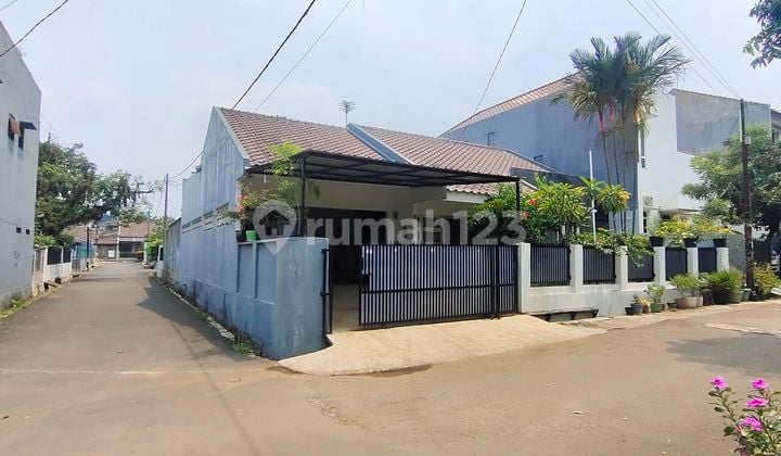 Rumah Cantik Siap Huni Lokasi Hook Akses Dekat Pintu Tol