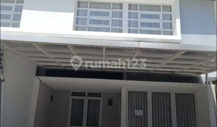 DISEWAKAN
Rumah Siap Huni Dalam Cluster di Parakan Saat Antapani Bandung