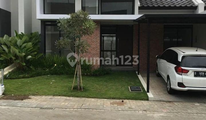 *Di Sewakan Rumah di Kota Baru Parahyangan*