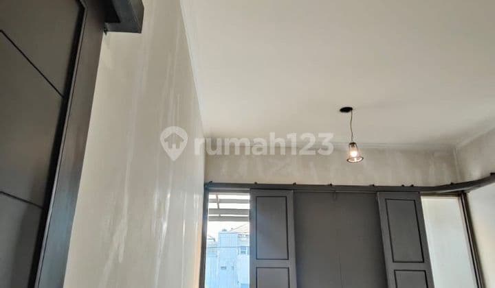Disewa Rumah 2 Lantai dalam Cluster di Mekar Wangi