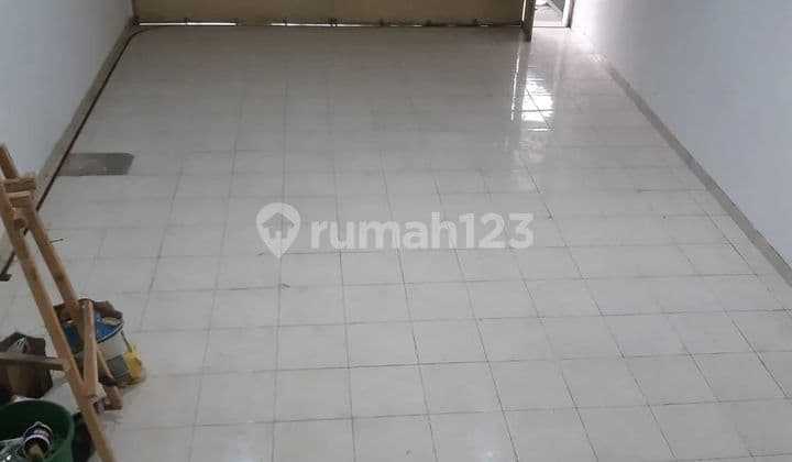 Di Sewakan Ruko Di Buah Batu