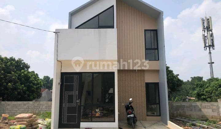 Rumah 2 Lt Siap Huni Shm Free Biaya Dekat G D. C Akses 2 Stasiun