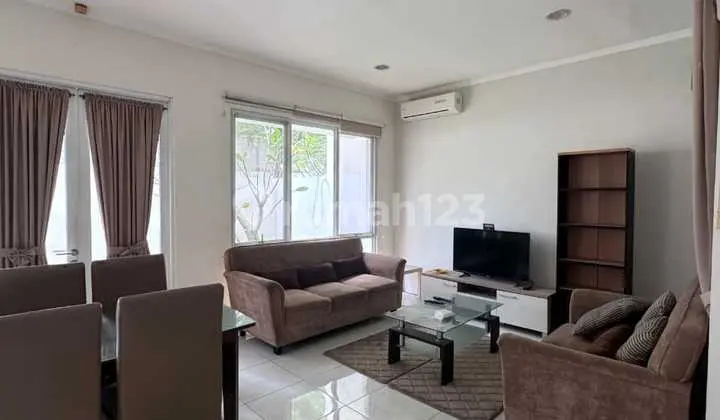 For Sale Comfortable House Near De Park BSD, Frangipani Cluster