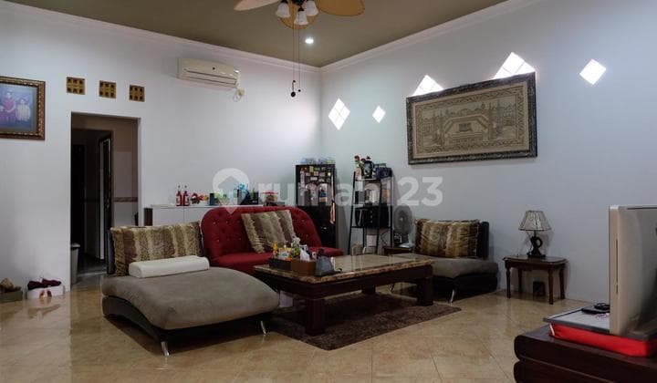 Dijual Rumah Palmerah Jakarta Barat Bagus Siap Huni Lokasi Strategis