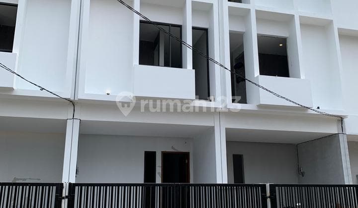 Dijual Rumah Muara Karang Siap Huni Minimalis Lokasi Strategis