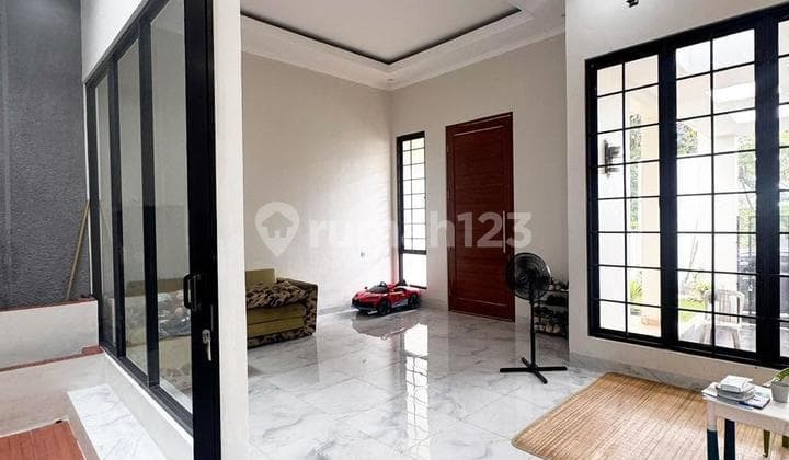 Dijual Rumah Villa Melati Mas BSD Lingkungan Aman Nyaman Bebas Banjir Strategis Siap Huni