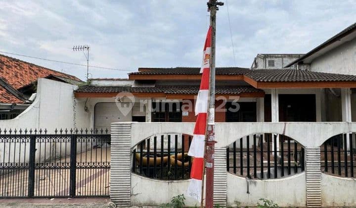 For Sale Mining Complex House Kelapa Dua Kebon Jeruk West Jakarta Strategic Location Ready to Occupy Good