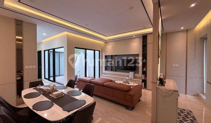 Dijual Cepat Rumah Furnished Cluster Mozart Phase 2