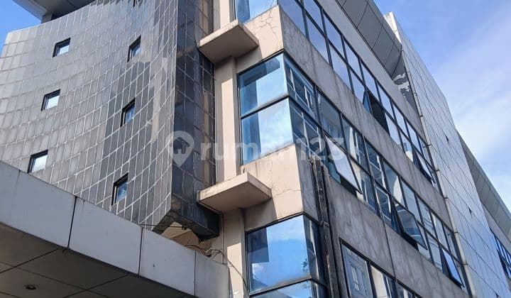 Menteng Gedung Perkantoran Dijual Cepat