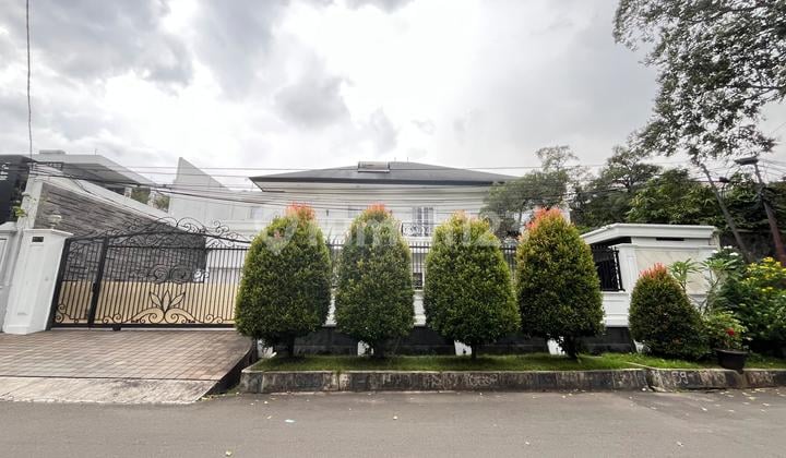 Rumah Mewah Dijual Cepat di Kebon Jeruk Jakarta Barat
