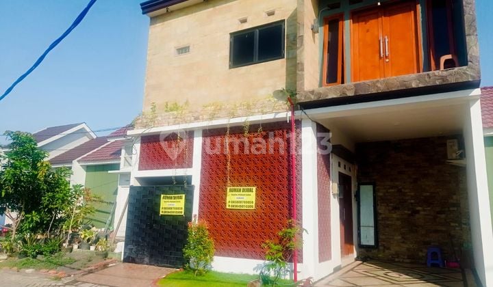 Rumah Shm 2 Lantai Di Perumahan Mewah