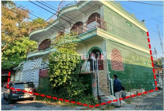 Dijual Via Lelang Rumah Dekat Sunan Giri