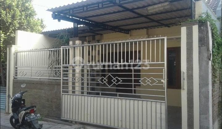 Rumah Shm Jual Murah Dekat Gelora Bung Tomo