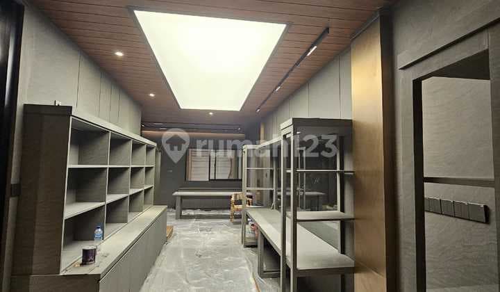 Dijual Cepat Ruko Muara Karang. Luas 4x24m Full Furnish Interior Rapih Siap Pakai