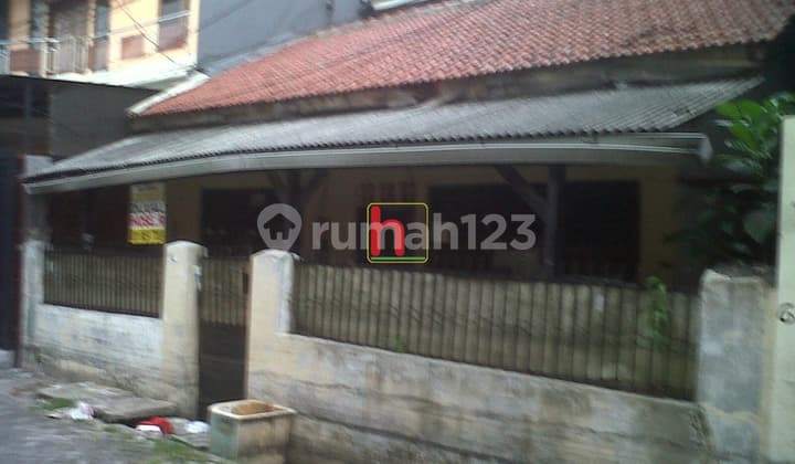 Jl Dr Susilo, Grogol. Rumah Lama Dekat Mall, Kampus, Kantor