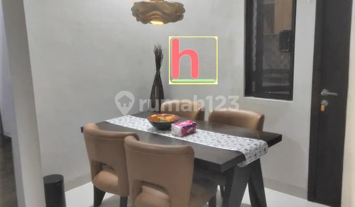 Rumah 2 lantai di Mozia Cluster Amaryne