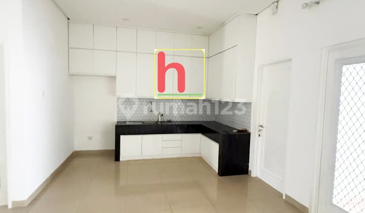 House in Katamaran Permai, PIK, 2 Bathrooms House
