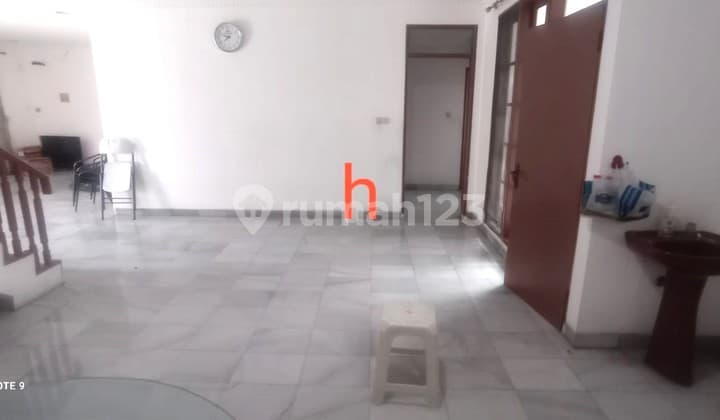 Rumah di Muara Karang, Lokasi Strategis