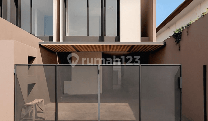 New 3-Story Building, Ready Units, Only 1 Left.