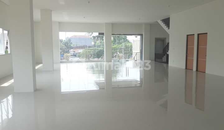 For Sale Pramuka Raya Street Building, Highly Strategic