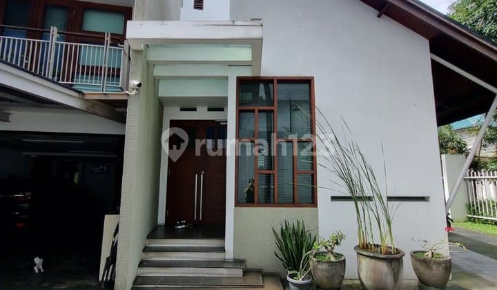 Dijual Rumah Jalan M P R Cilandak, Lokasi Strategis