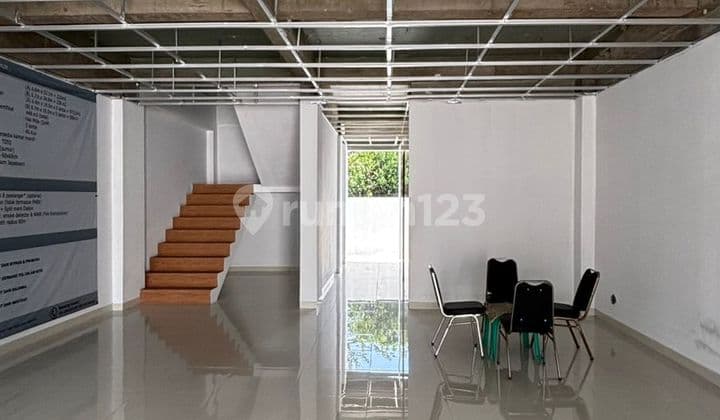 Dijual 2 Unit Gedung Jalan Utan Kayu Raya