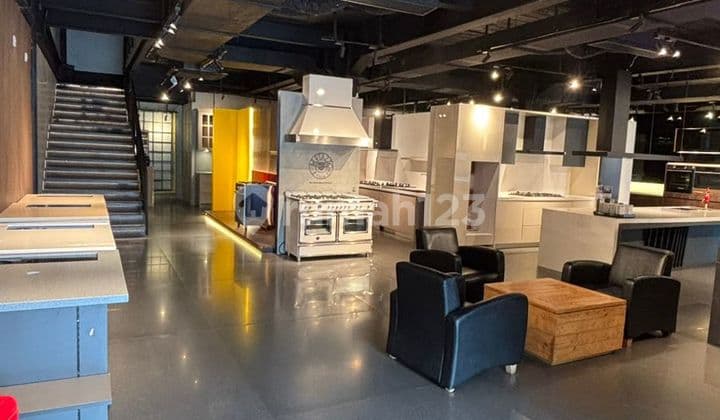 Dijual Gedung Brandnew Jalan Letjen S. Parman