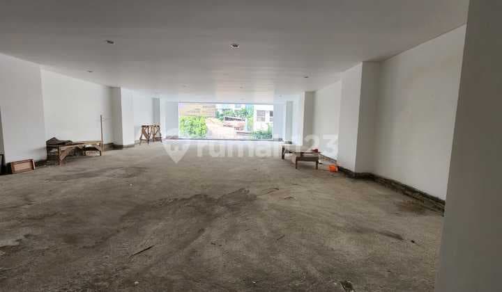 Disewa Ruko di Jalan H Agus Salim, Menteng