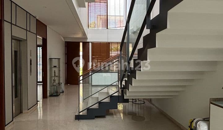 Dijual / Disewa Rumah Bagus Di Navapark Bsd