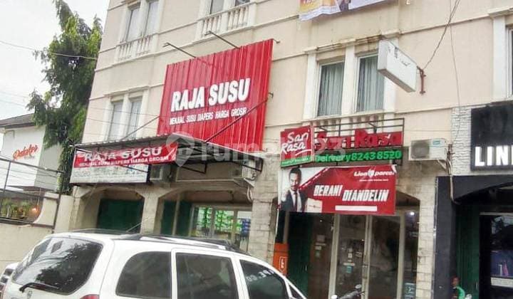 Ruko Siap Operasional Jalan Raya Pekayon Lokasi Ramai Strategis