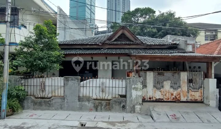 Rumah Lama Hitung Tanah Di Cempaka Putih, Jakarta Pusat Rumah Lama Hitung Tanah Di Cempaka Putih, Jakarta Pusat