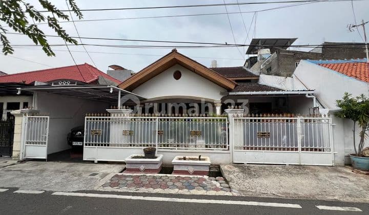 RUMAH RAPIH 2 LANTAI DEKAT PUSAT KULINER CEMPAKA PUTIH, JAKARTA PUSAT