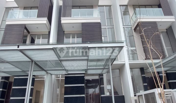 Dijual Rumah Golf Island Uk 8X20 Cluster Premium Row Jalan Besar