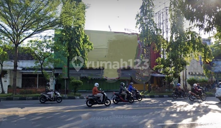 Ruang Usaha 2 Lantai 4 Menit Ke Solo Square Mall